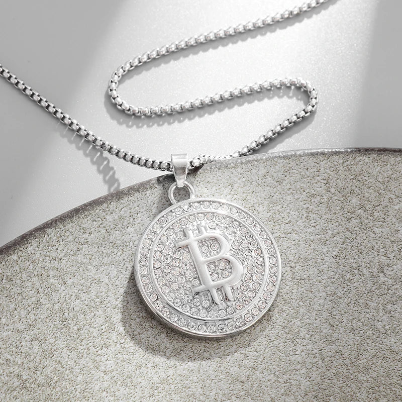 Halskette im Bitcoin-Design